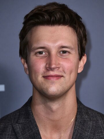 Sam Straley Headshot