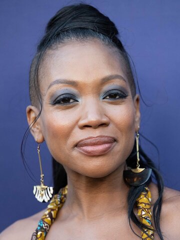Tiffany Yvonne Cox Headshot