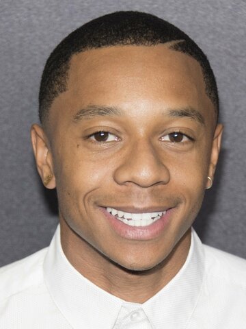 DeRon Horton Headshot
