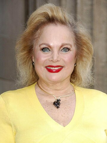 Carol Connors Headshot