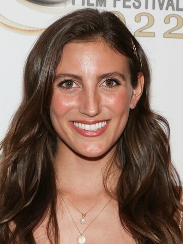 Gina Vitori Headshot