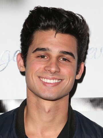 Hunter Sansone Headshot