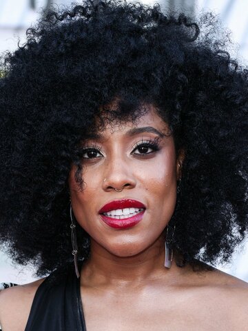 Jonica Booth Headshot