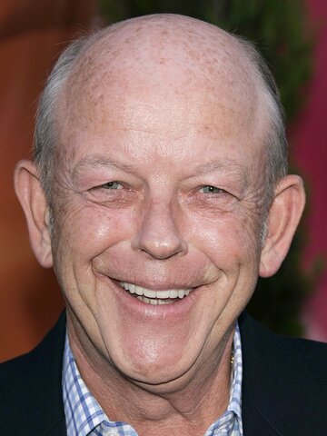 Julian Holloway Headshot