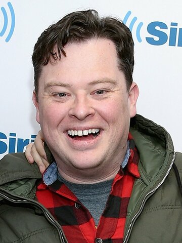 Justin McElroy Headshot