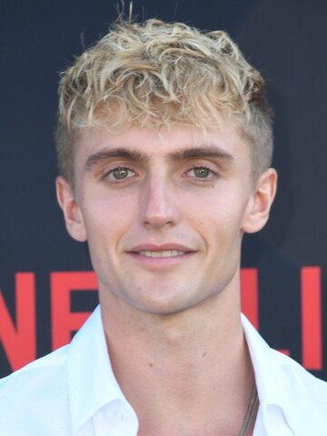 Hart Denton Headshot