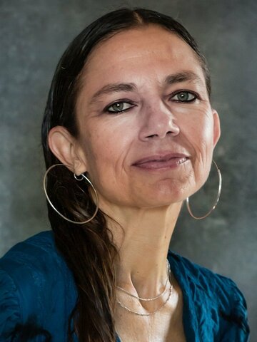 Justine Bateman Headshot