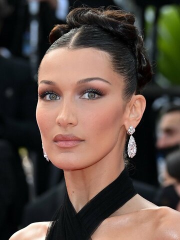 Bella Hadid Headshot