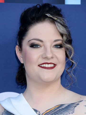Ashley McBryde Headshot