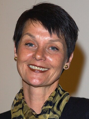 Carolyn Seymour Headshot