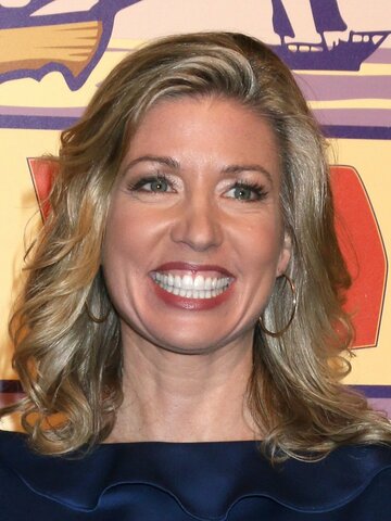 Chrissy Hofbeck Headshot