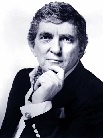 Jonathan Frid Headshot
