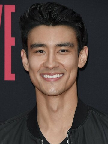 Alex Landi Headshot