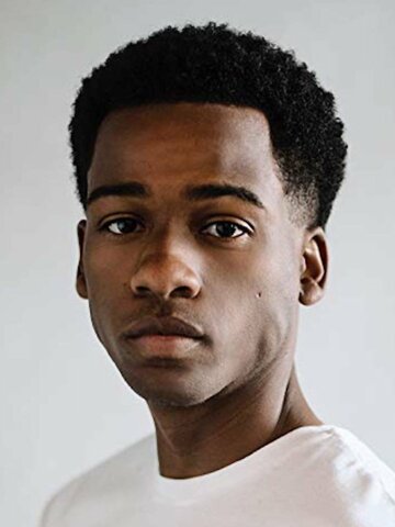Antonio J Bell Headshot