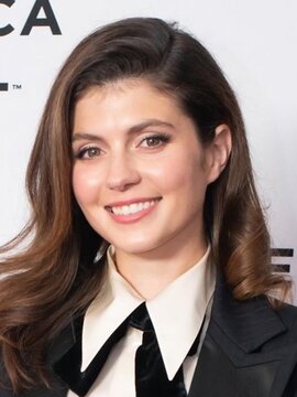 Emily Bader - Actress