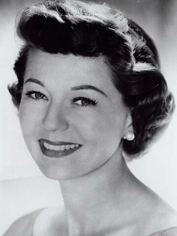 Harriet Nelson Headshot
