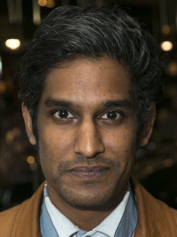 Rudi Dharmalingam Headshot