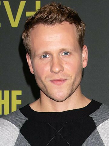 Josh Dylan Headshot