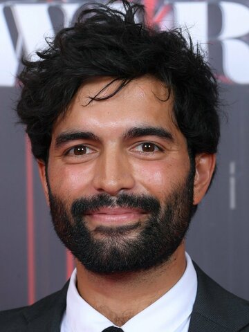 Charlie De Melo Headshot