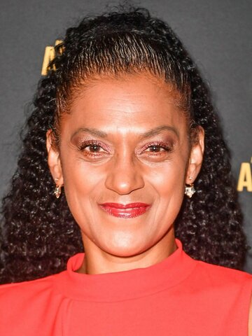 Cathy Tyson Headshot