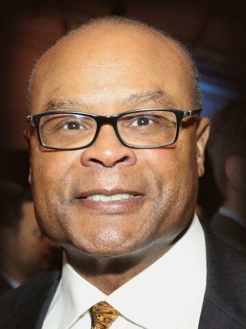 Mike Singletary Headshot