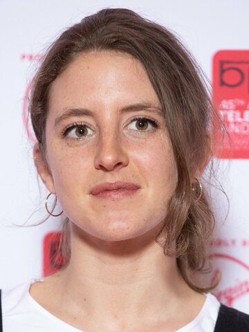 Louisa Harland Headshot