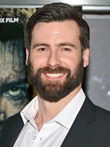 Mark Rowley Headshot