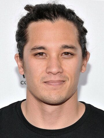 Chai Hansen Headshot