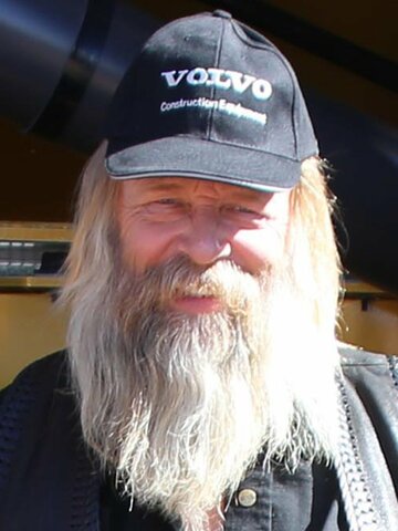 Tony Beets Headshot