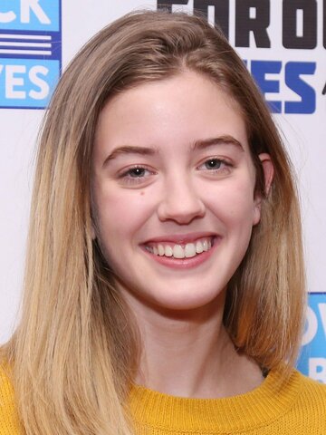 Mallory Bechtel Headshot