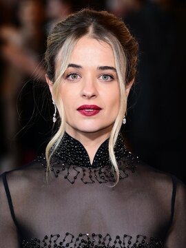 Raechelle Banno