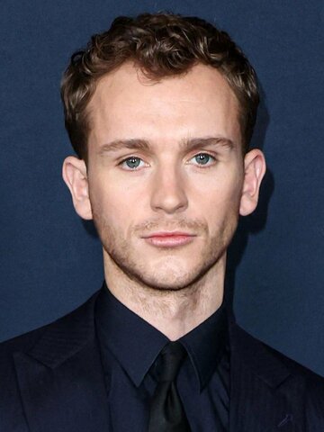 Harry Lawtey Headshot