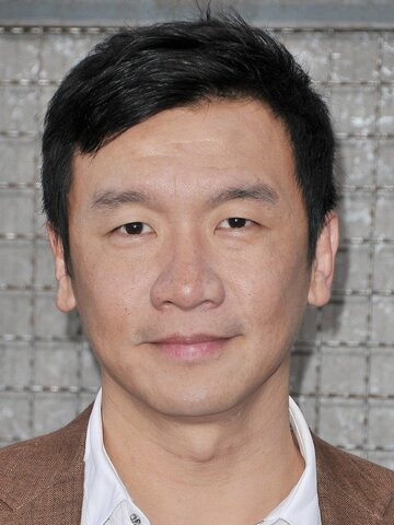 Chin Han Headshot