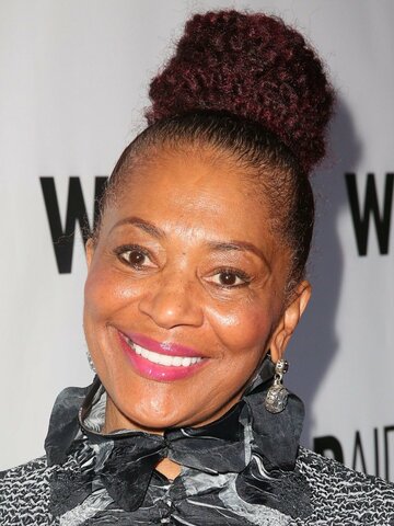 Terry McMillan Headshot