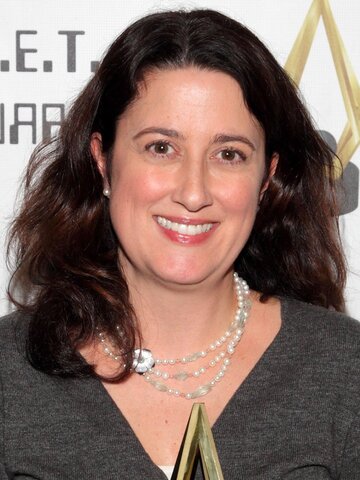 Karine Rosenthal Headshot