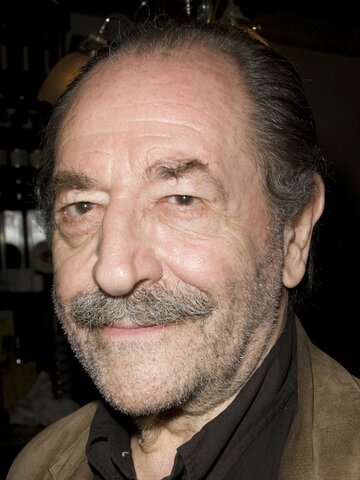 Bernard Kay Headshot