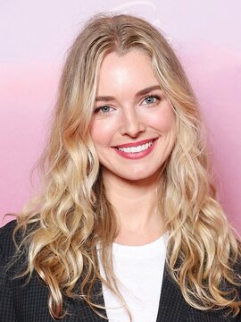 Ellie Gall
