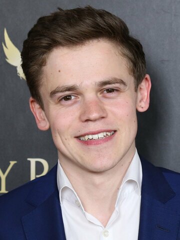 Sam Clemmett Headshot