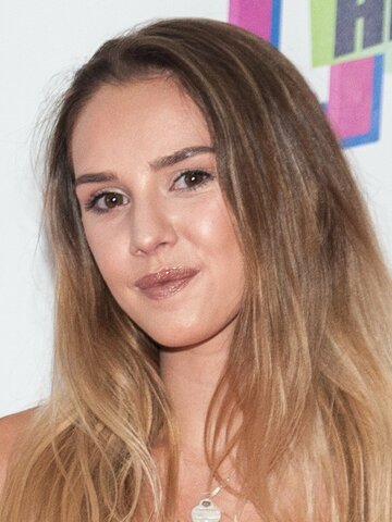 Mollie Winnard Headshot