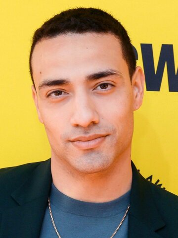 Freddy Miyares Headshot