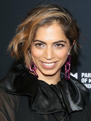Rakhee Morzaria Headshot