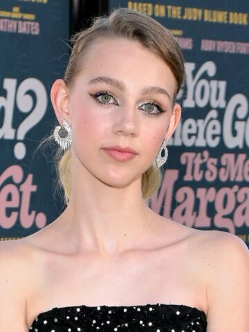 Elle Graham Headshot