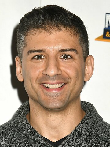Tony Yazbeck Headshot