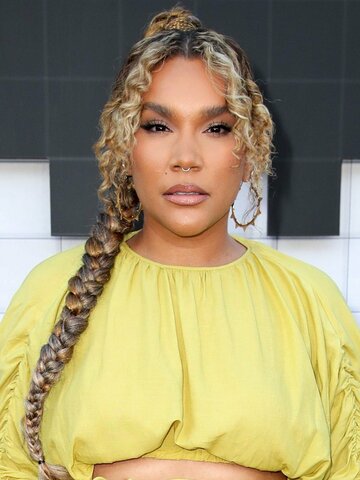Emmy Raver-Lampman Headshot