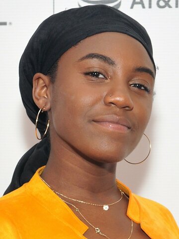 Ireon Roach Headshot
