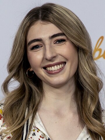 Georgie Stone Headshot