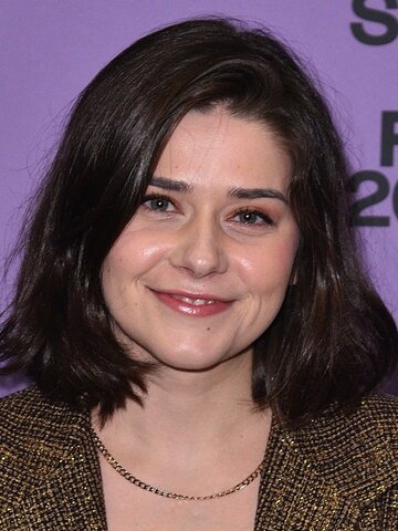 Molly Brown Headshot