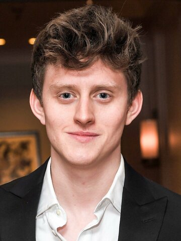 Lorn Macdonald Headshot