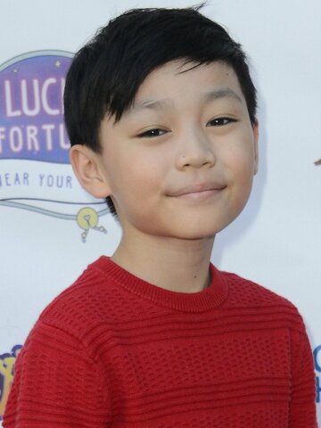 Izaac Wang Headshot
