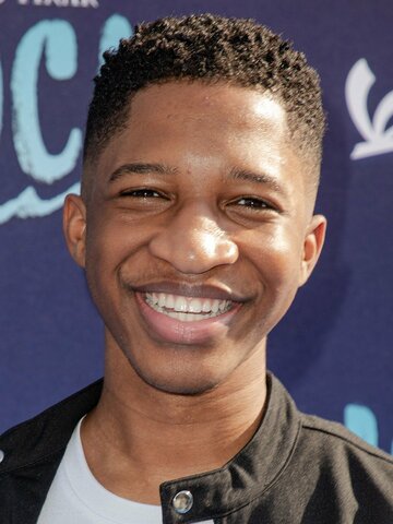 Lex Lumpkin Headshot